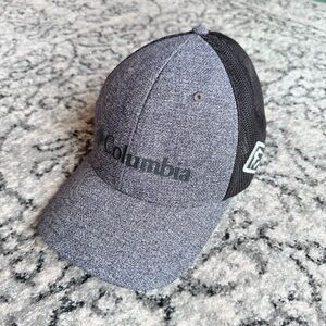 Columbia Sportswear Gray/Black Trucker Hat